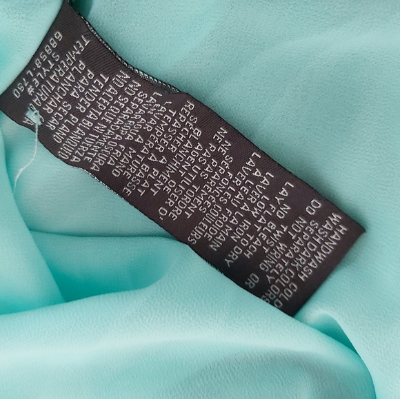 Suzy Shier blouse - Picture 10 of 11